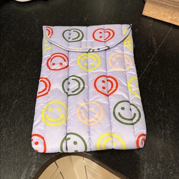 Baggu Puffy Laptop Sleeve 16" Lavender Happy - Picture 2 of 6